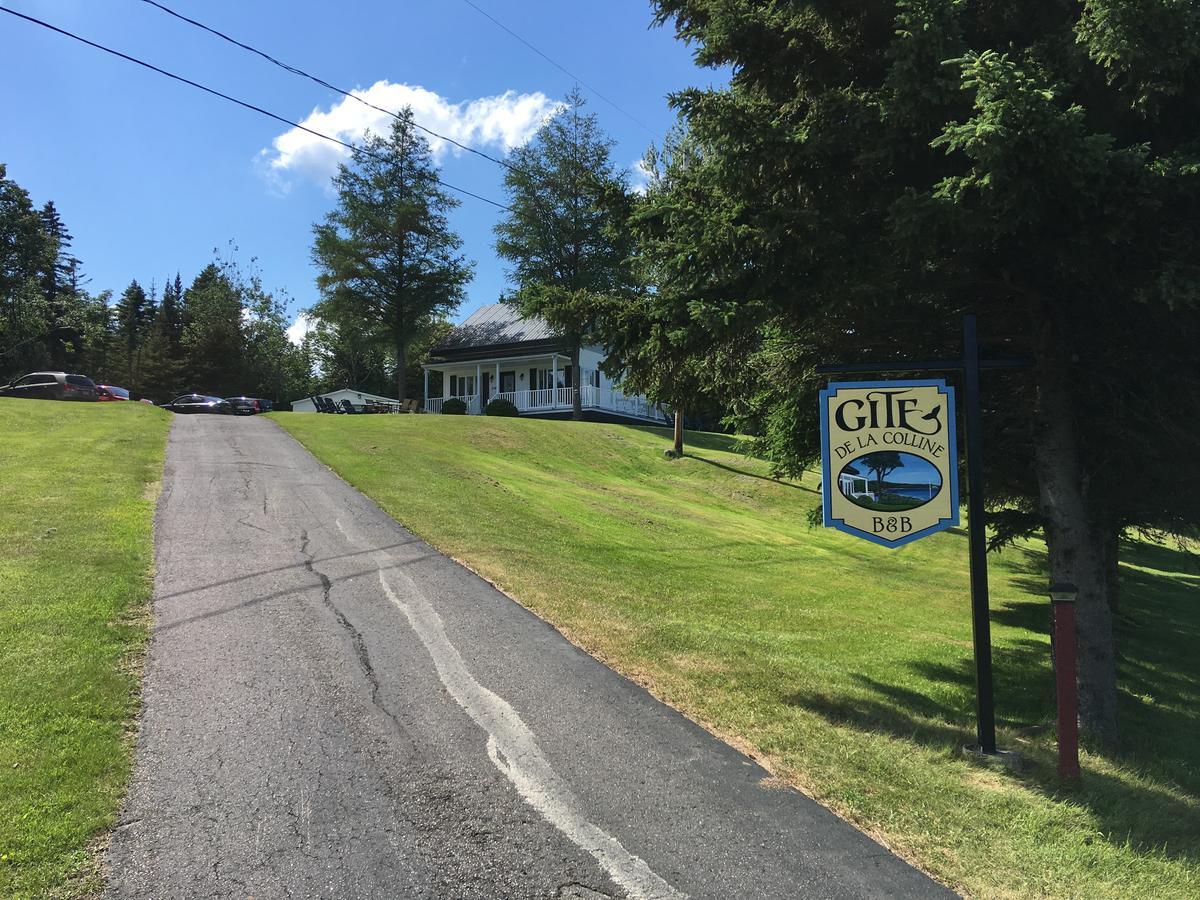 Gite De La Colline Baie-Sainte-Catherine Exterior photo